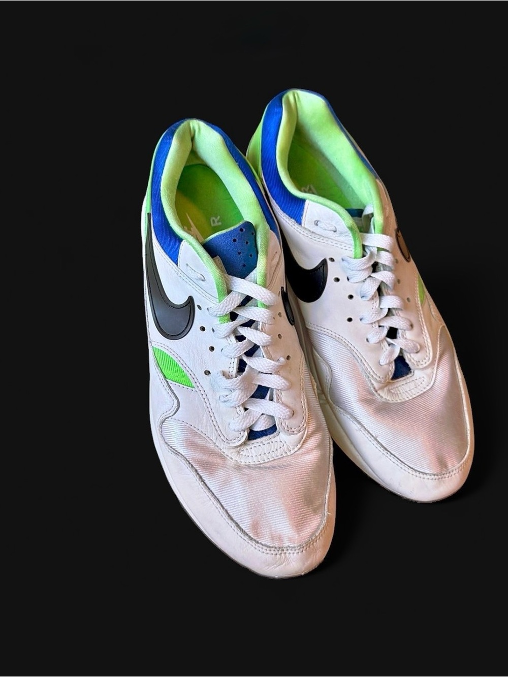 Nike Air Max 1 DNA Ch.1 Pack in the "Scream Green" colorway AR3863-100 sz 10